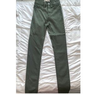 YMI size small skinny high rise stretch jegging